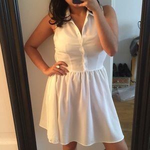 Cute 50’s white Dress